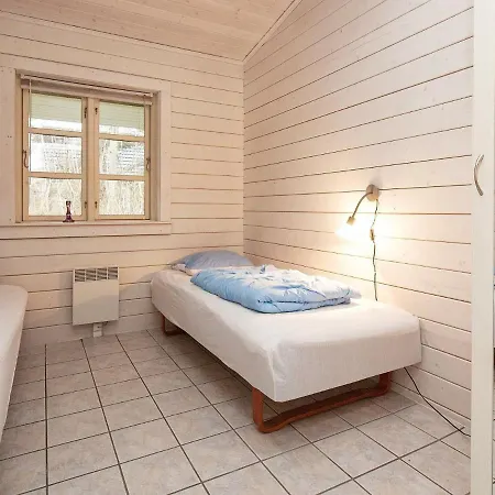 Four-bedroom Holiday In 2 Ferienhaus